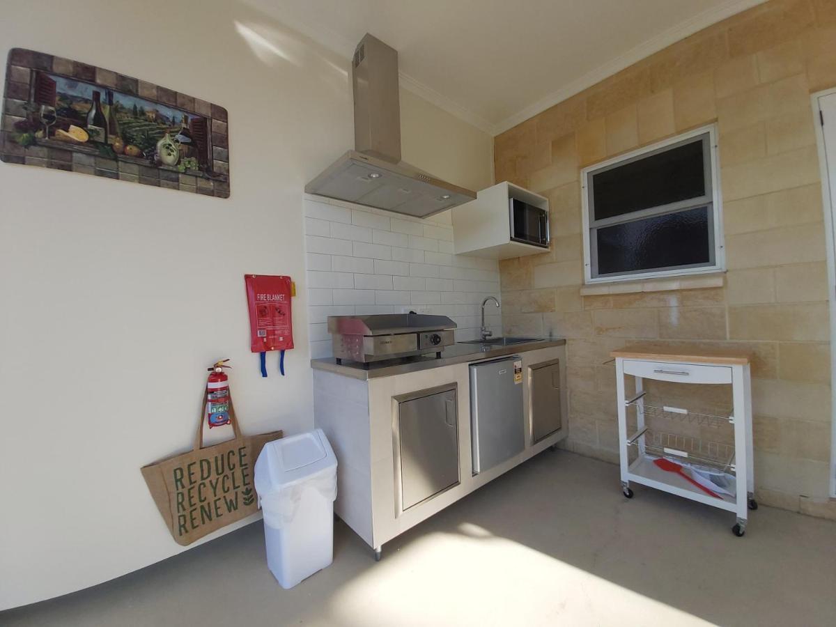 באלנדין Accommodation Creek Cottages & Sundown View Suites מראה חיצוני תמונה