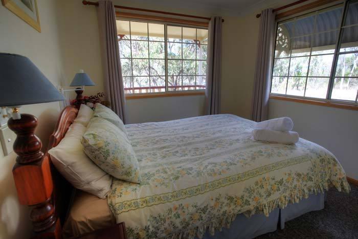 באלנדין Accommodation Creek Cottages & Sundown View Suites חדר תמונה